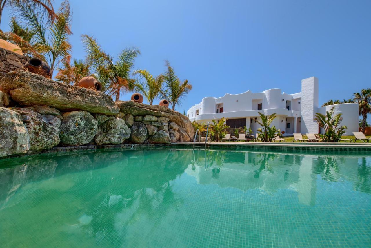 Apartamentos Turisticos Bahia De Trafalgar Zahora Luaran gambar